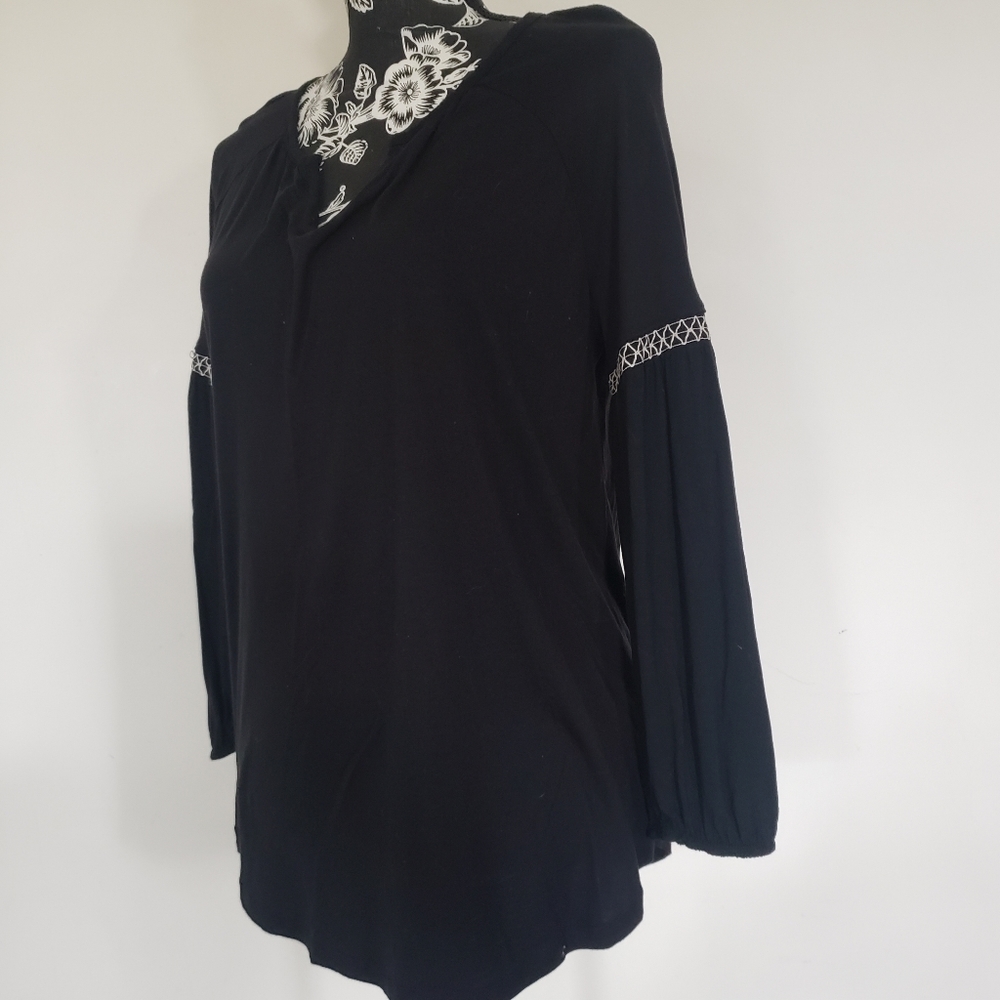 Old Navy Boho Peasent - Picture 2 of 6